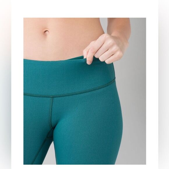 Lululemon Forage Teal Denim Wunder Under Pants size 8 - Picture 4 of 9